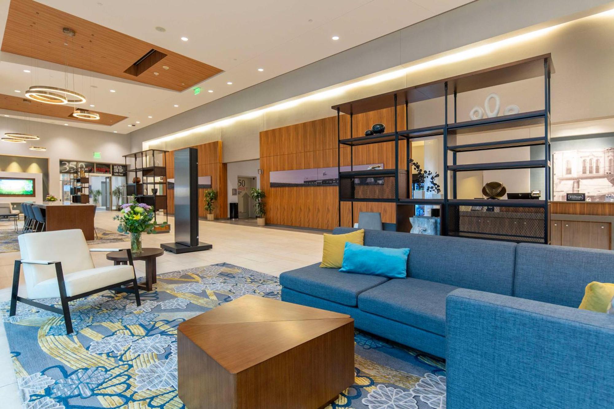 Doubletree By Hilton Hotel Cedar Rapids Convention Complex Kültér fotó